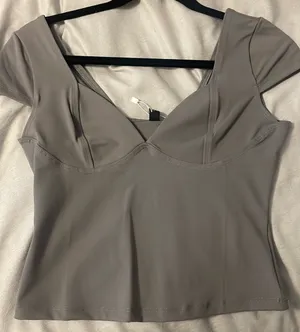 Amazon deep v neck grey tank top thumbnail 2