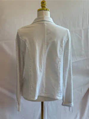 Leo & Nicole White Lightweight Knit Cardigan thumbnail 2