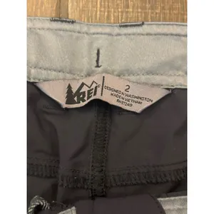 REI Hiking Cargo Pants 2 Gray Technical Outdoor Stretch Lightweight thumbnail 2