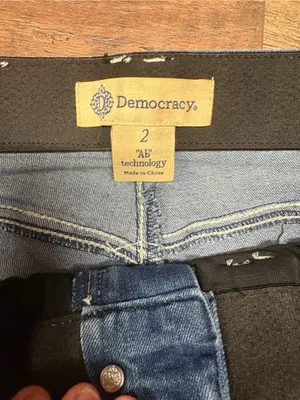 NWT Democracy Mid-Rise Bootcut Pull On Jeans Size 2 thumbnail 3