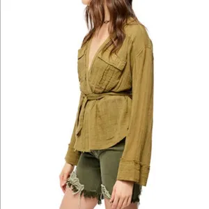 NEW Free People Blouse/Lightweight Jacket Olive S thumbnail 2