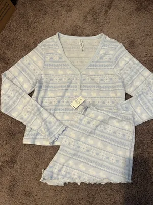 Wild Fable Waffle Long Sleeve Top and Shorts Pajama Set in Fair Isle Blue Bunny thumbnail 2