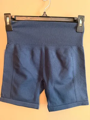 New Balance S Womens Navy Performance Biker Shorts S/P - 95% Nylon 5% Spandex thumbnail 2