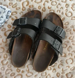 Sandal thumbnail 2