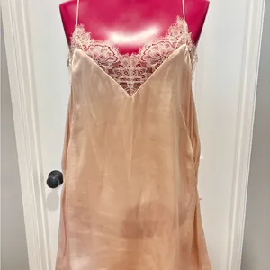 H&M Women's Lace Trim Satin Slip tunic top blush pink thumbnail 3