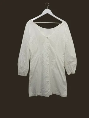 Hope & Henry 100% Organic Cotton Eyelet Lantern Sleeve V-Back Mini Dress 10 thumbnail 4