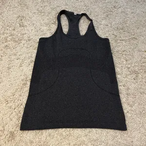 Lululemon Dark Grey Swiftly Tank Size 8 thumbnail 1