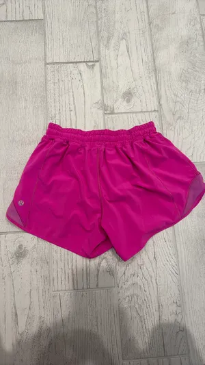 Lululemon Hotty Hot Shorts thumbnail 2