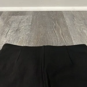 Lysse black stretch dress cropped pants with small side ankle slit hem - S thumbnail 10