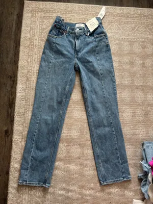 Abercrombie 90s Straight Jeans thumbnail 1
