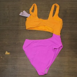 NWT Wild Fable Womens Cut Out One Piece Swimsuit PID-G84930 XS Orange & Pink thumbnail 3