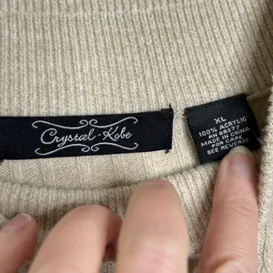Vintage Mock Neck Sweater Women’s XL Soft Neutral Color Cable knit thumbnail 3