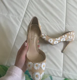Jessica Simpson Daisy Hells thumbnail 3