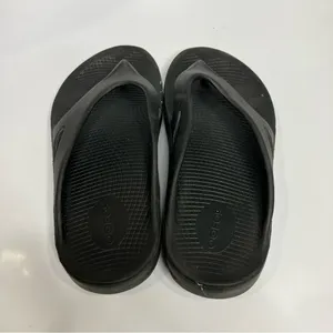 Oofos Ooriginal black sandals flip flops comfort sandals unisex‎ sizing thumbnail 4
