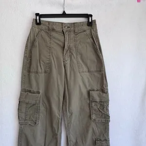 Hollister Cargo Pants Green 26R Ultra High Rise Baggy Utility Pockets Y2K Street thumbnail 4