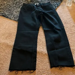 Zara black high rise jeans 2‎ thumbnail 2