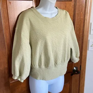 Lululemon Textured Crewneck Pullover Color is a Dew Green Size 4‎ thumbnail 3