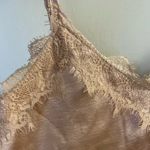 Forever 21 Womens Tank Top Camisole S Small Beige Brown Silky Lace V Neck Trim thumbnail 3