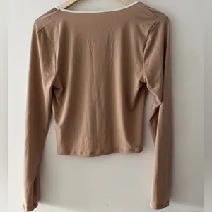 Abercrombie‎ Ruched Cut Out Long Sleeve Top thumbnail 6