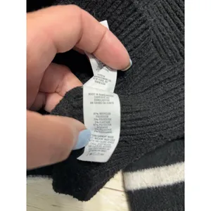 Aerie V-Neck Pullover Sweater Size XS Black White Striped Oversized Collar thumbnail 4