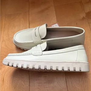 Project Cloud women’s Filide Leather Loafers cream sz 10 new NWT thumbnail 4