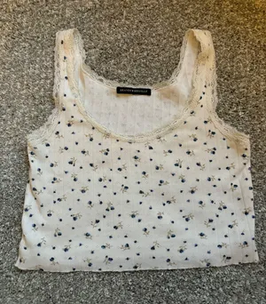 Brandy Melville Tank thumbnail 1