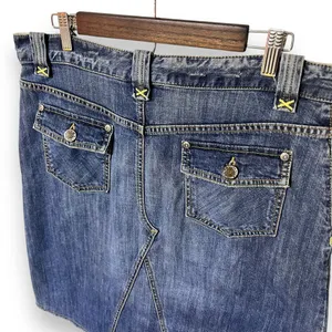 Banana Republic Y2K Medium Wash Denim Raw Hem &‎ Distressed Jean Skirt Size 10 thumbnail 4