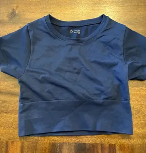 Aerie Offline Top Women’s Small Navy Blue Short Sleeve Workout Shirt Cropped thumbnail 1