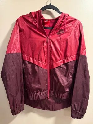 Nike Sportswear Windrunner hooded Jacket Women's size Medium thumbnail 1
