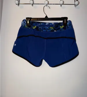 Lululemon Shorts thumbnail 2
