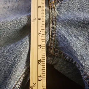 Buckle 67 San Antonio Distressed Jeans Women’s 31‎ thumbnail 6