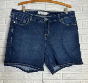 Torrid Denim Shorts Womens 18 Dark Blue Excellent Stretch Mid‎ Rise Bermuda thumbnail 1