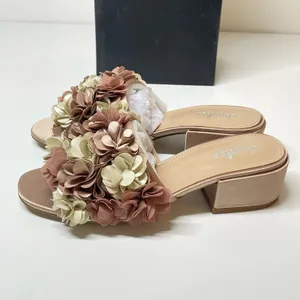 Charles by Charles David Victorious Sandals Women's Size 7M Ivory Floral Chiffon thumbnail 5