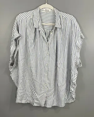 Madewell Button Up Shirt Womens 2X Blue White Striped Great Short Sleeve Viscose thumbnail 1