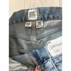 BDG Urban Outfitters Baggy Wide Leg Jeans Medium Wash Blue Denim 26W High Rise thumbnail 5