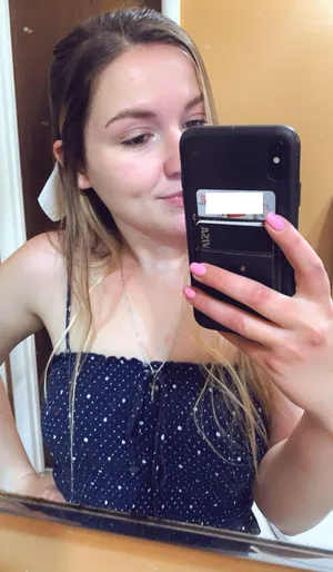 PacSun LA Hearts Crop Top thumbnail 1