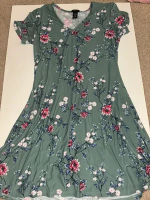 Dress thumbnail 1