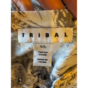 Tribal‎ Shirt Women Large Ivory Gray Floral Fleur Lace Up Neck Ruffle Hem Top thumbnail 8
