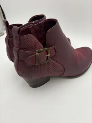 Baretraps Women's Size 10 M Burgundy Ankle Boots Buckle Detail Dr Scholls Insole thumbnail 5