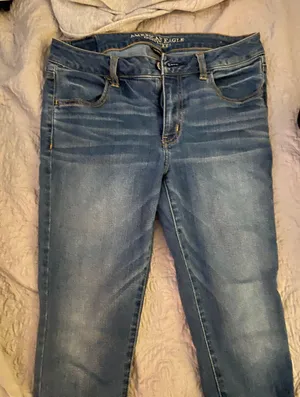 American Eagle Jeans thumbnail 1