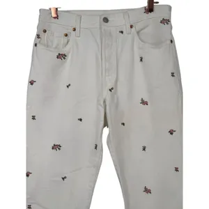 Anthropologie Women's Levis 501 Floral Embroidered Jeans White Size 29 Feminine thumbnail 8