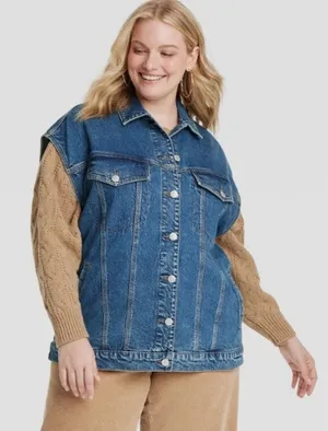 Universal Threads NWT Size Small Baggy 80s Inspired Medium Wash Button Denim Vest thumbnail 1