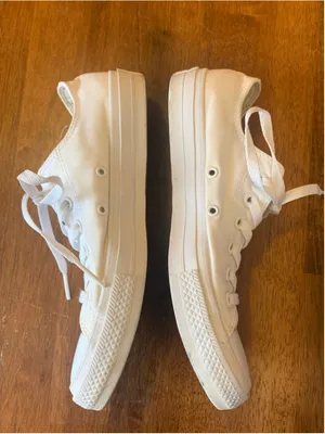 Converse Sneakers size 9 White thumbnail 3