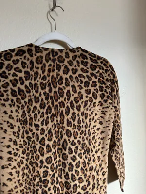 Vintage J. Crew Wool Knit Leopard Print Button-Front Cardigan Sz M Brown thumbnail 6