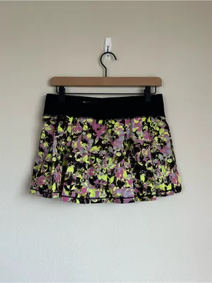 Lululemon Pace Rival Mid-Rise Skirt in Inflected Highlight Yellow Multi / Black thumbnail 7