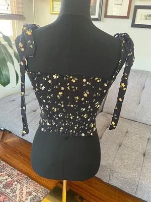 Reformation Black Floral Tie-Strap Square Neck Crop Top Size 2 thumbnail 3