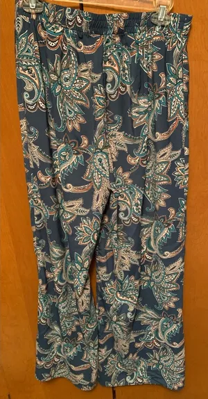 JM Sports Wear Women Paisley Harem style pants Sz M thumbnail 1