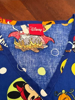 Disney Women’s Happy Halloween Blue Printed V-Neck Scrub Top thumbnail 5