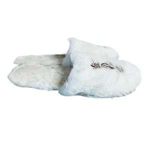 P initial faux fur slippers White Size 7 thumbnail 5