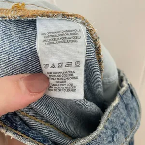 Free People Lita Slim-Leg Distressed Jeans Light Wash Size 28 Gently Used Boho thumbnail 7